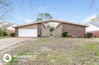 Building Photo - 2276 Sutherland Dr