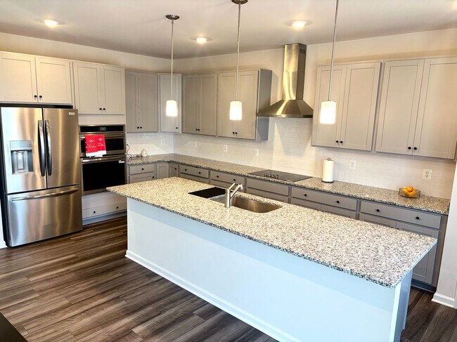 Building Photo - 1243 Red Clover Ln