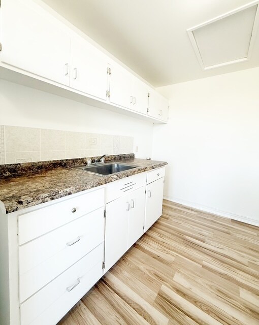 Building Photo - 3326 Halverson Ave