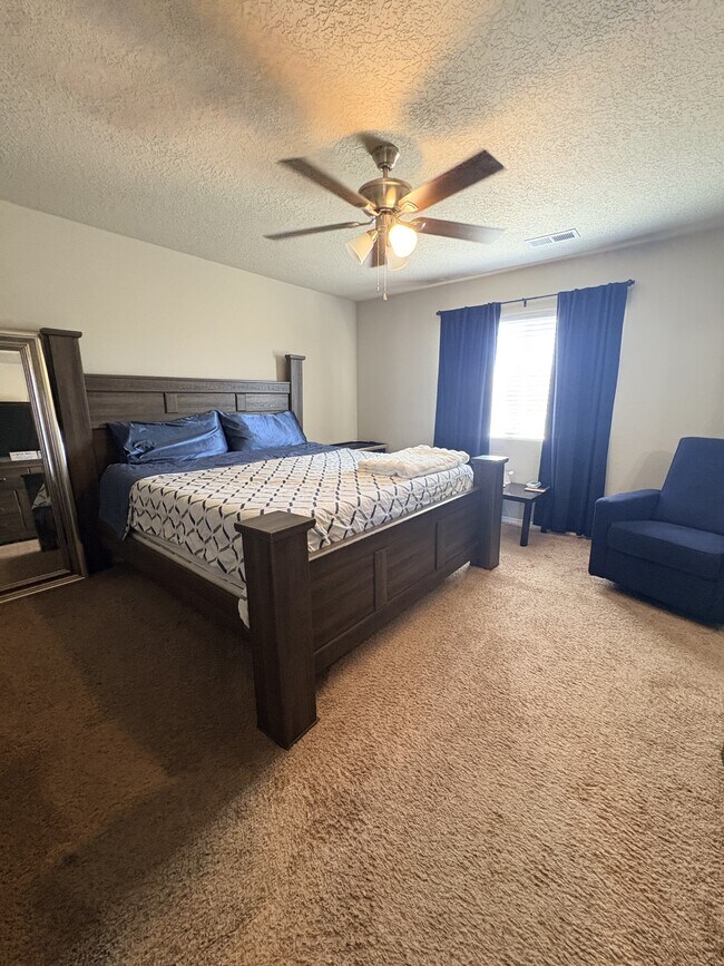 Building Photo - 9332 Warm Stone St