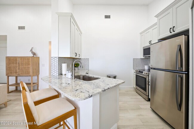 Building Photo - 7030 U.S. Rte 1