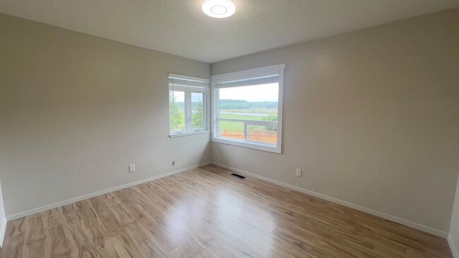 Building Photo - 35144 Reith Larson Ln
