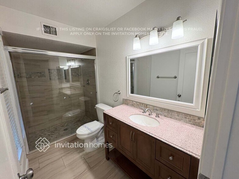 Building Photo - 2831 S Don Luis Cir