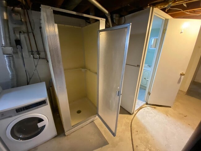 Building Photo - 912 N Kiwanis Ave