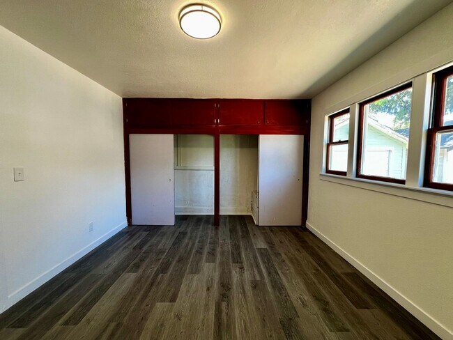 Building Photo - Non-Refundable & Security Deposit Total: $2100.00