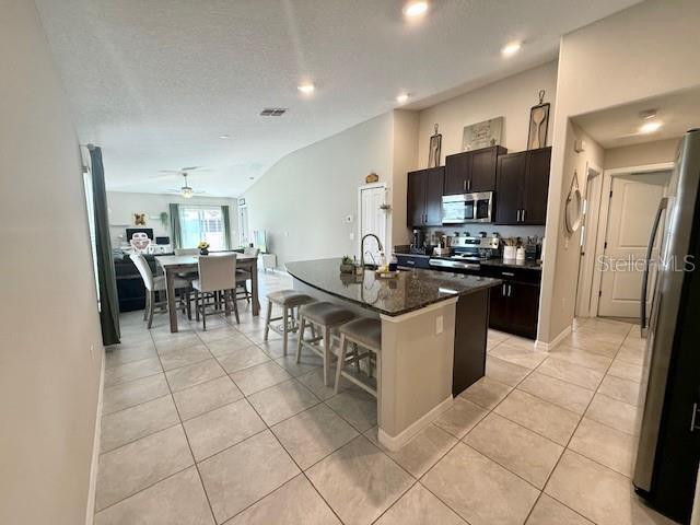 Building Photo - 1731 Yellow Trl