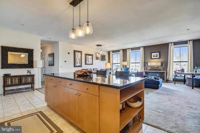 Building Photo - 2007 Clipper Park Rd