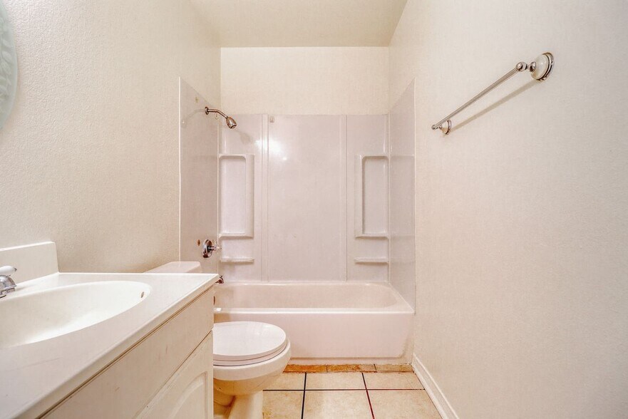 Building Photo - 12214 Orchid Ln