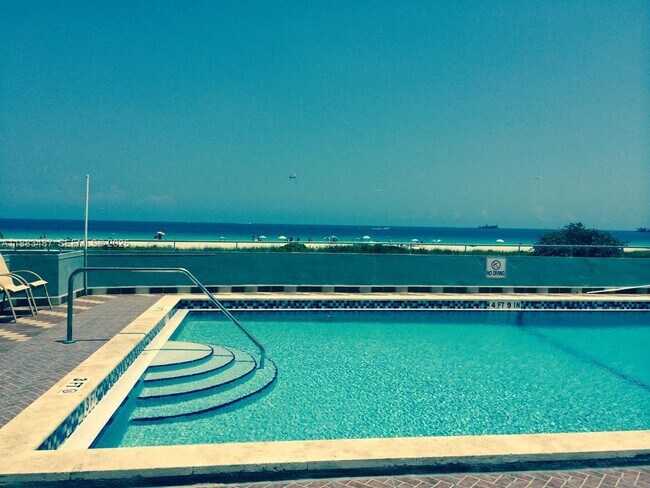 Building Photo - 401 Ocean Dr