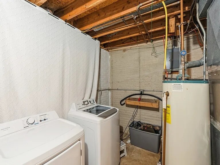 Building Photo - 1012 W 1st Ave