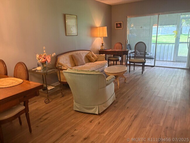 Building Photo - 2606 Nassau Bend