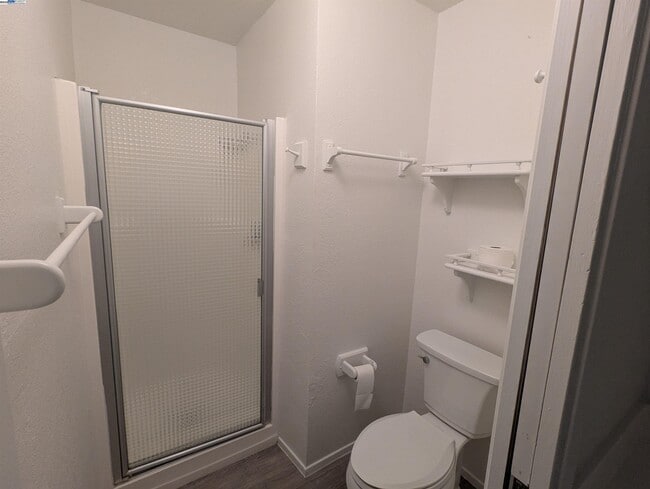 Building Photo - 744 Palomino Dr