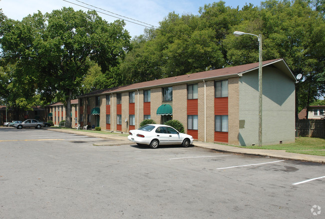 Building Photo - Eastwood Courts