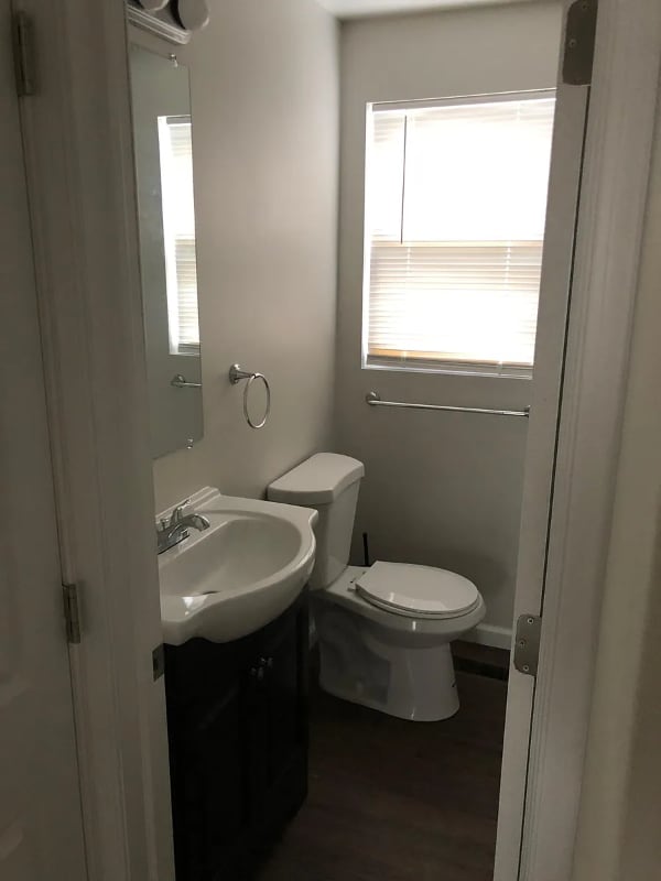 Building Photo - 125 Borton Dr