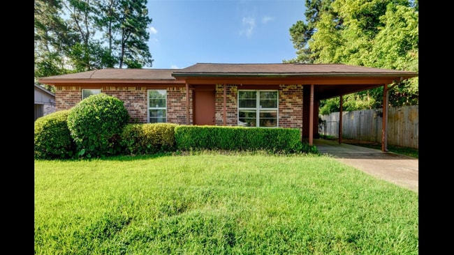 Building Photo - 200 N Shirley Ln