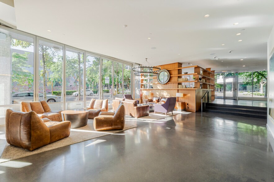 Building Photo - 225 Cedar St