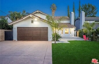 Building Photo - 6140 Rhodes Ave