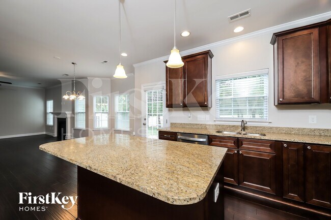 Building Photo - 132 Bethel Oaks Ct