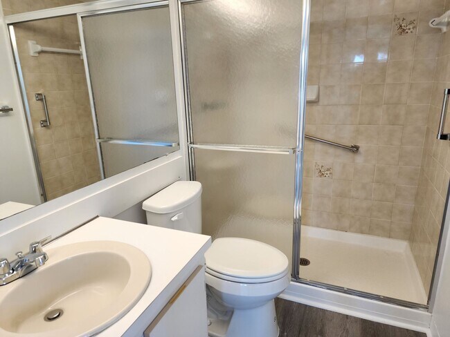 Building Photo - 2 BR 2 BA rental in the gated Pine Ridge c...