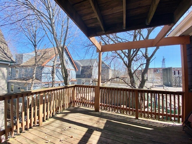 Building Photo - 4 Alcott St