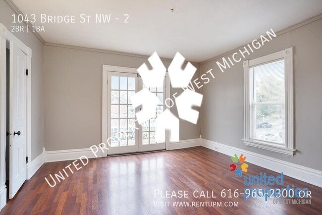 Building Photo - Available Now | Upper 2 Bedroom 1 Bath Apa...