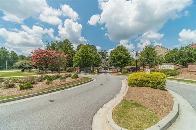 Building Photo - 2574 Dogwood Pond Rd