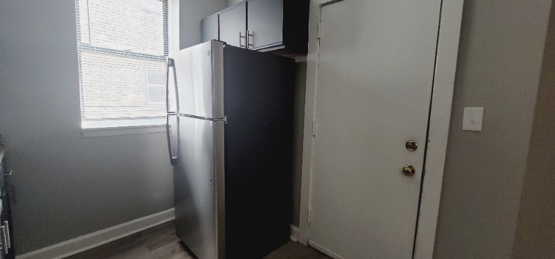 Building Photo - 5651 W Washington Blvd