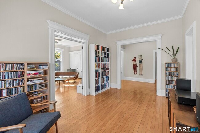 Building Photo - 139 Girard Ave