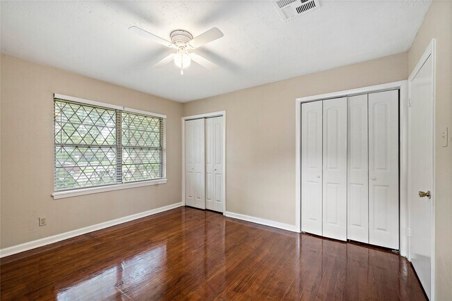 Building Photo - 4310 Ebbtide Dr