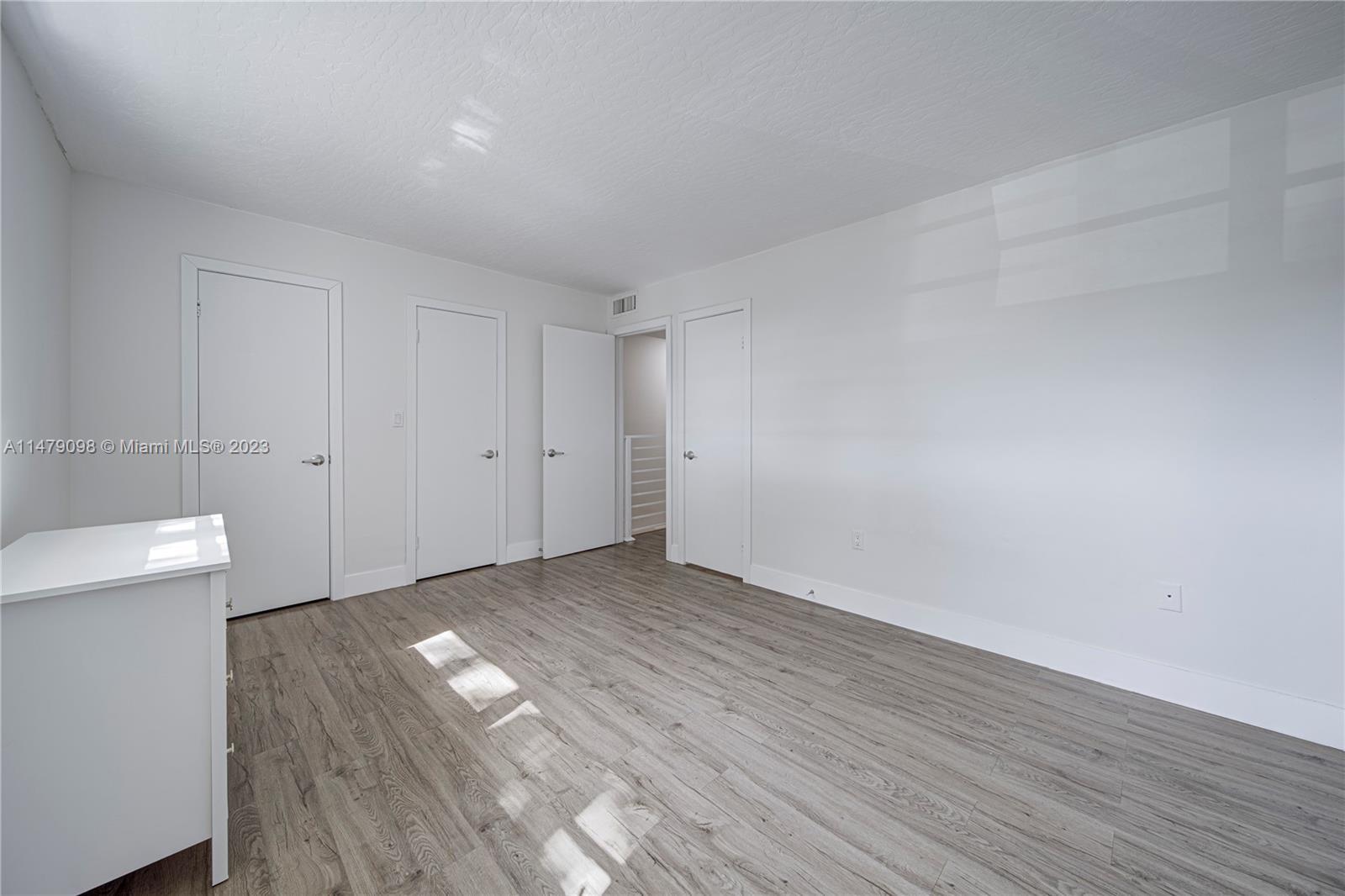 Building Photo - 8329 SW 137th Ave