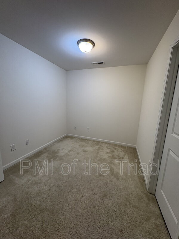 Building Photo - 5324 Farm House Trail