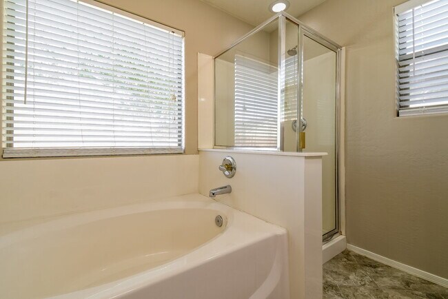 Building Photo - 3674 W Yellow Peak Dr