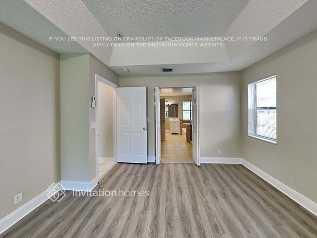 Building Photo - 1828 NW 109th Ave