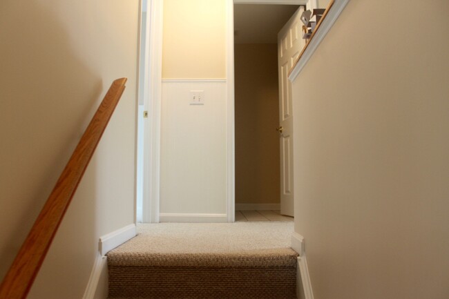 Building Photo - 1218 Wordsworth Ct