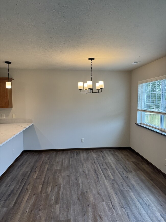 Building Photo - 5745 Holmstrom Ct
