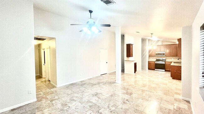 Building Photo - 18311 Melissa Springs Dr