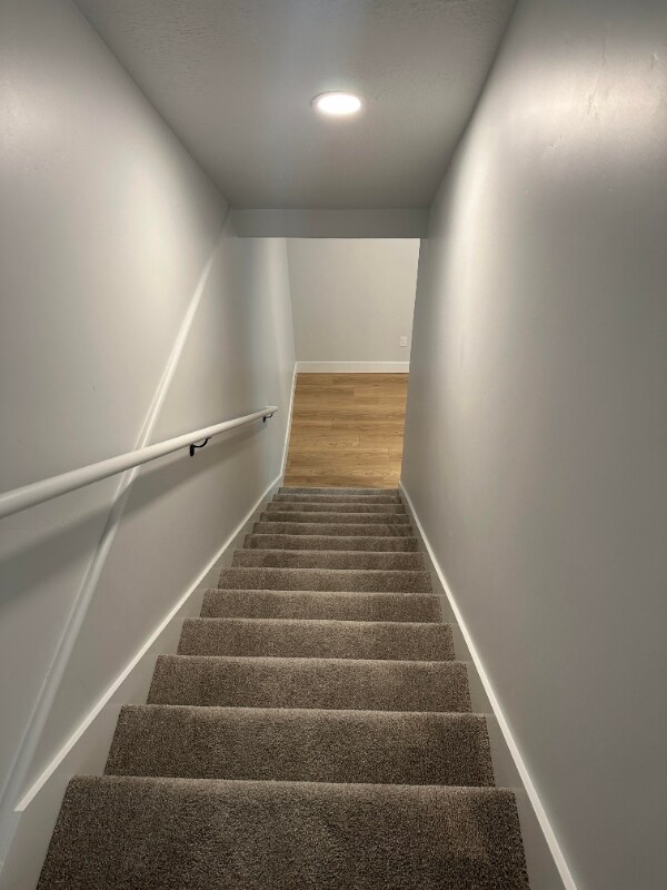 Building Photo - 1059 N 3930 W