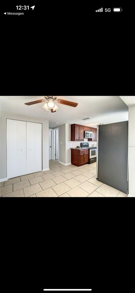 Building Photo - 11705 Meredith Ln
