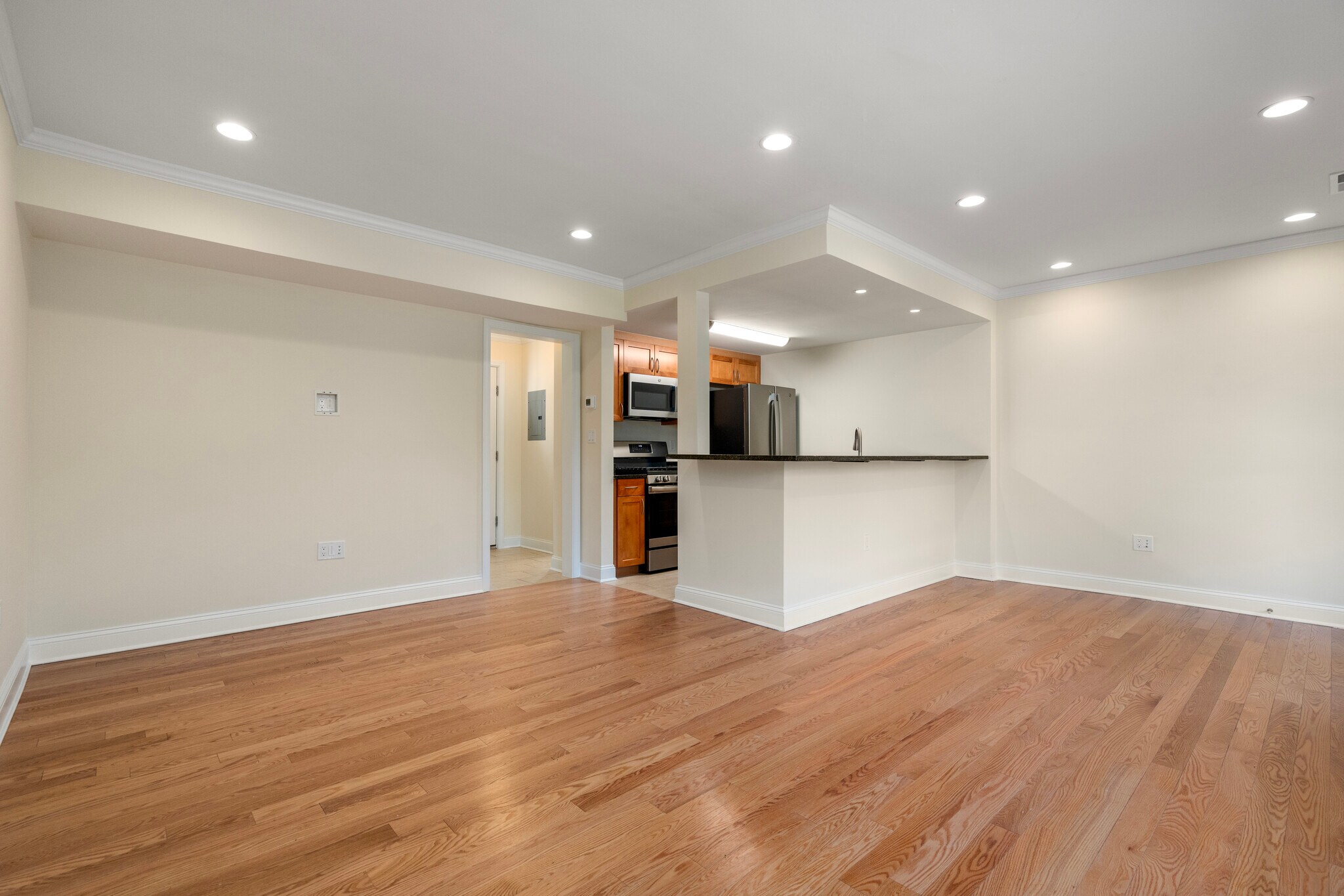 Building Photo - 148 Independence Dr