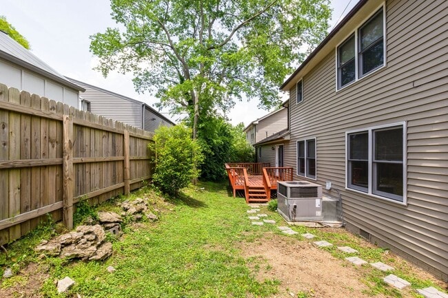 Building Photo - *Belmont/Vanderbilt *