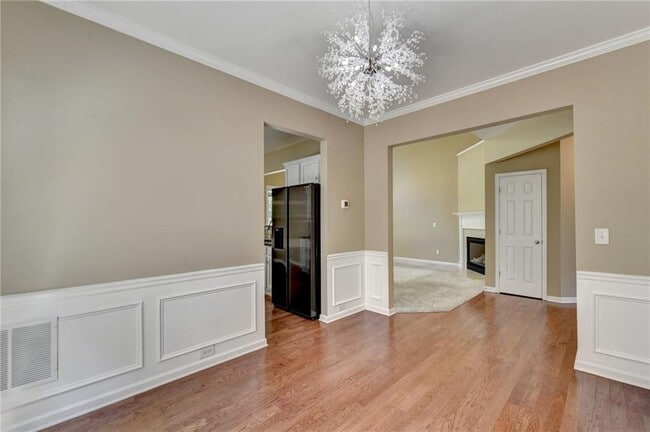 Building Photo - 5740 Crestwick Wy