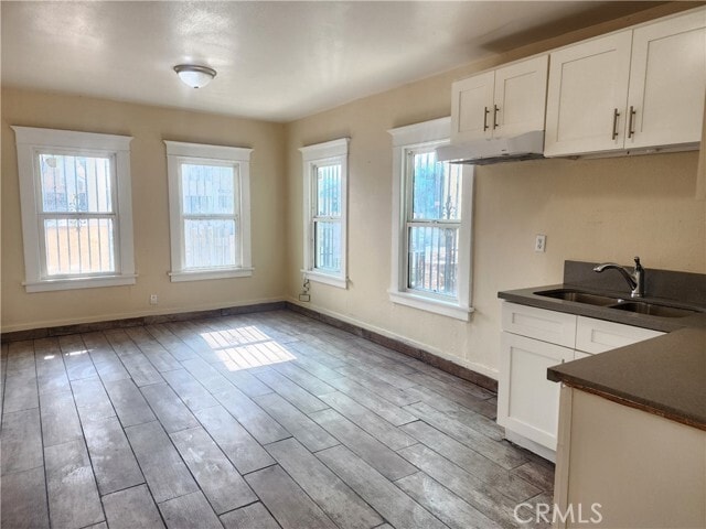 Building Photo - 211 E Gage Ave