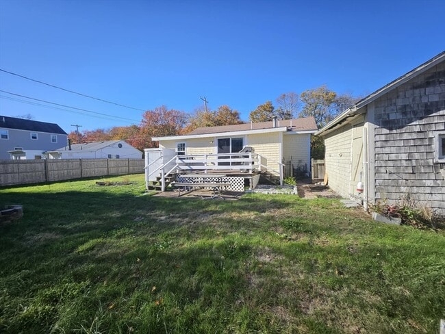 Building Photo - 1037 Ocean St