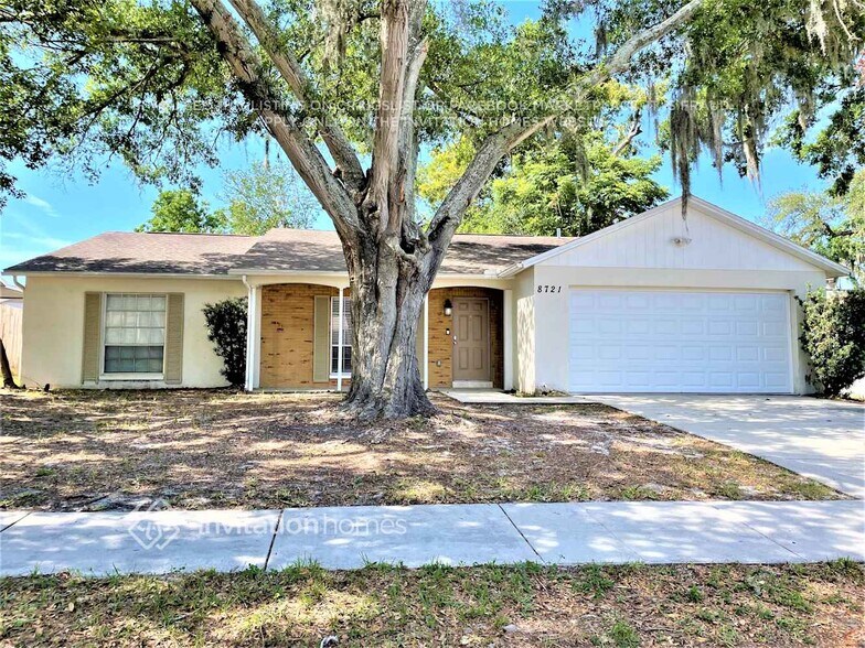 Primary Photo - 8721 Schrader Blvd