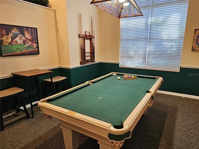 Building Photo - 4250 Players Pl