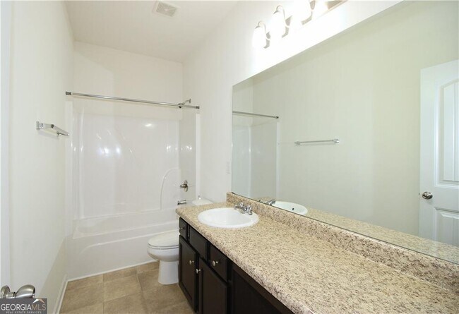 Building Photo - 1390 Napa Valley Dr SW
