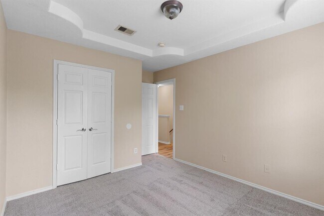 Building Photo - 6238 Cottage Pines Dr