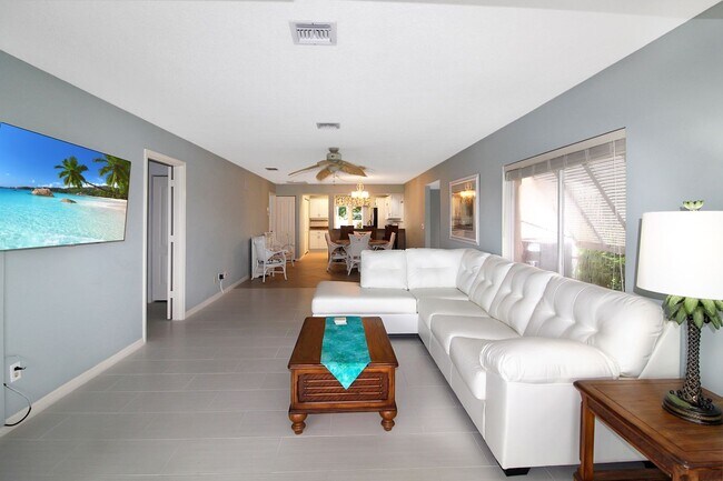 Building Photo - Plantation Golf and Country Club Annual Villa for Rent