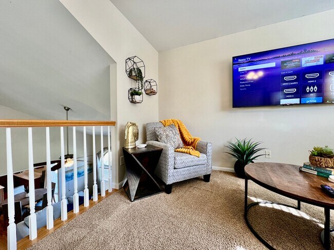 Building Photo - Large executive home in pool community Mason, Oh