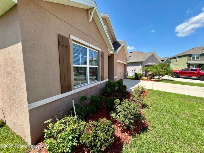Building Photo - 134 Lure Ct SW